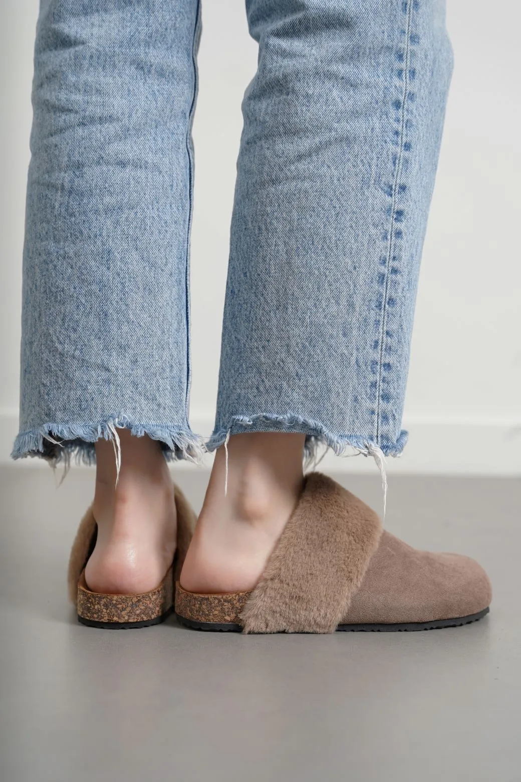 COSY FUR SLIPPERS