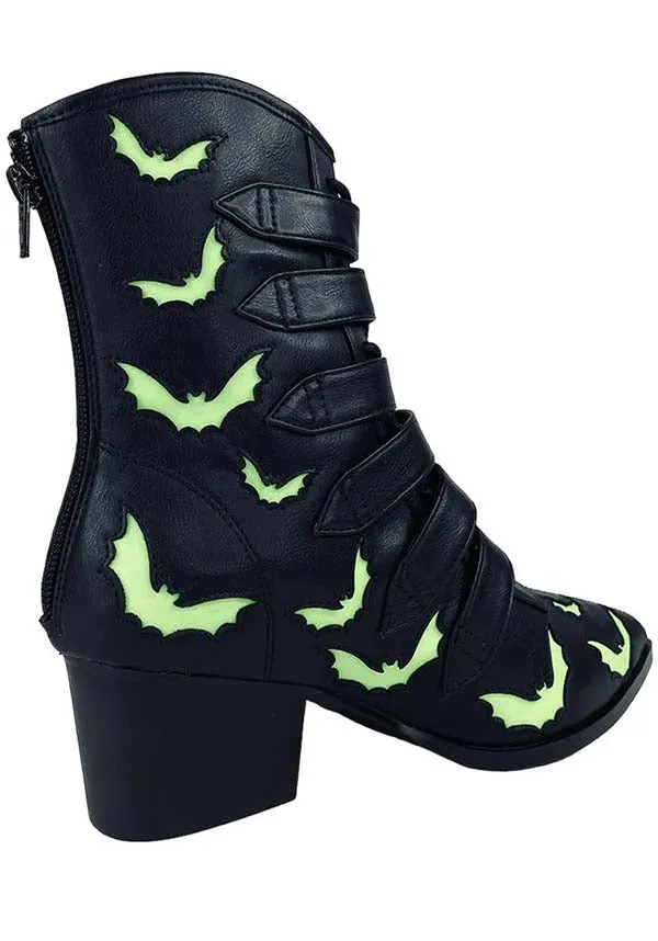 Coven Bat Glow In The Dark | BOOTS*