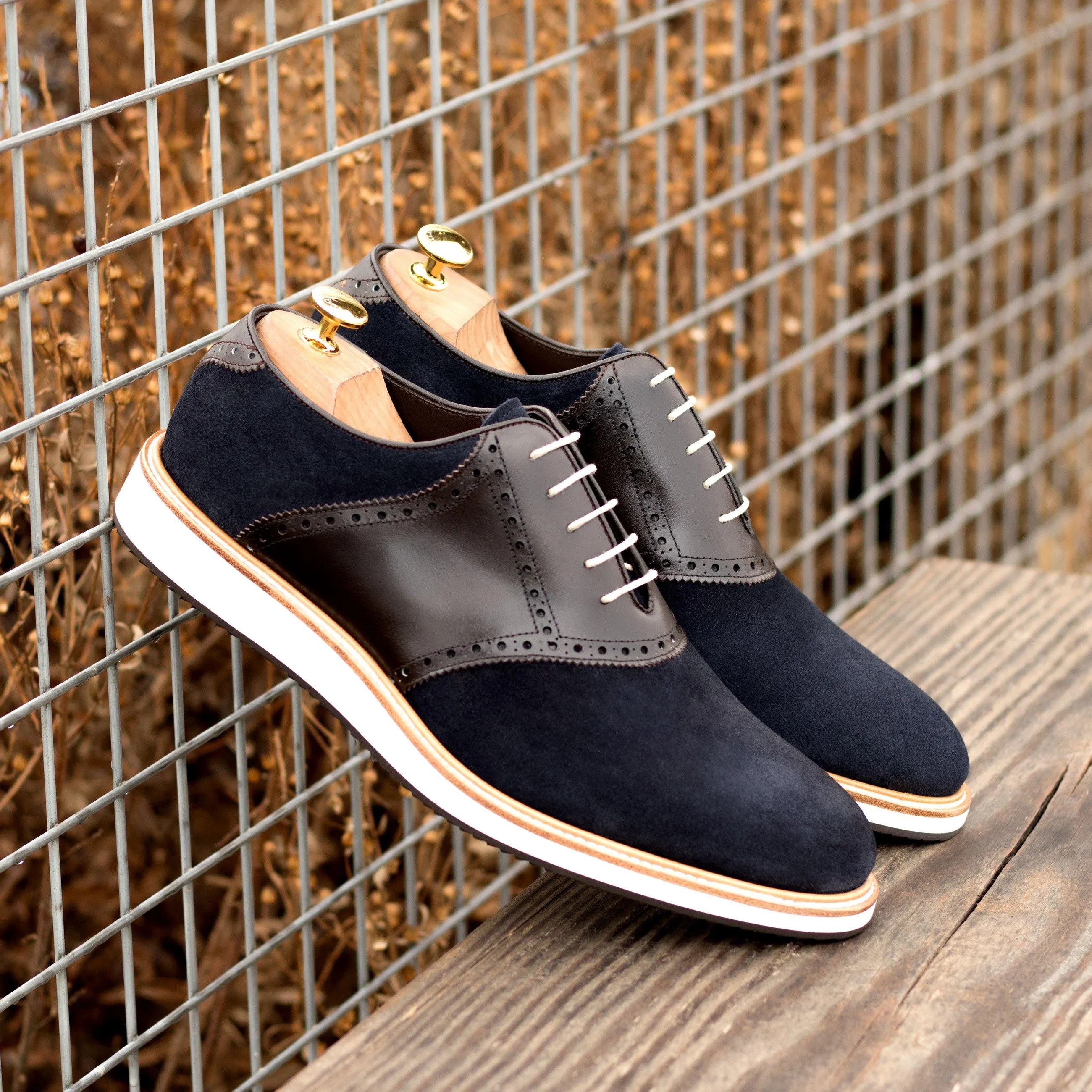 D49 Saddle shoes