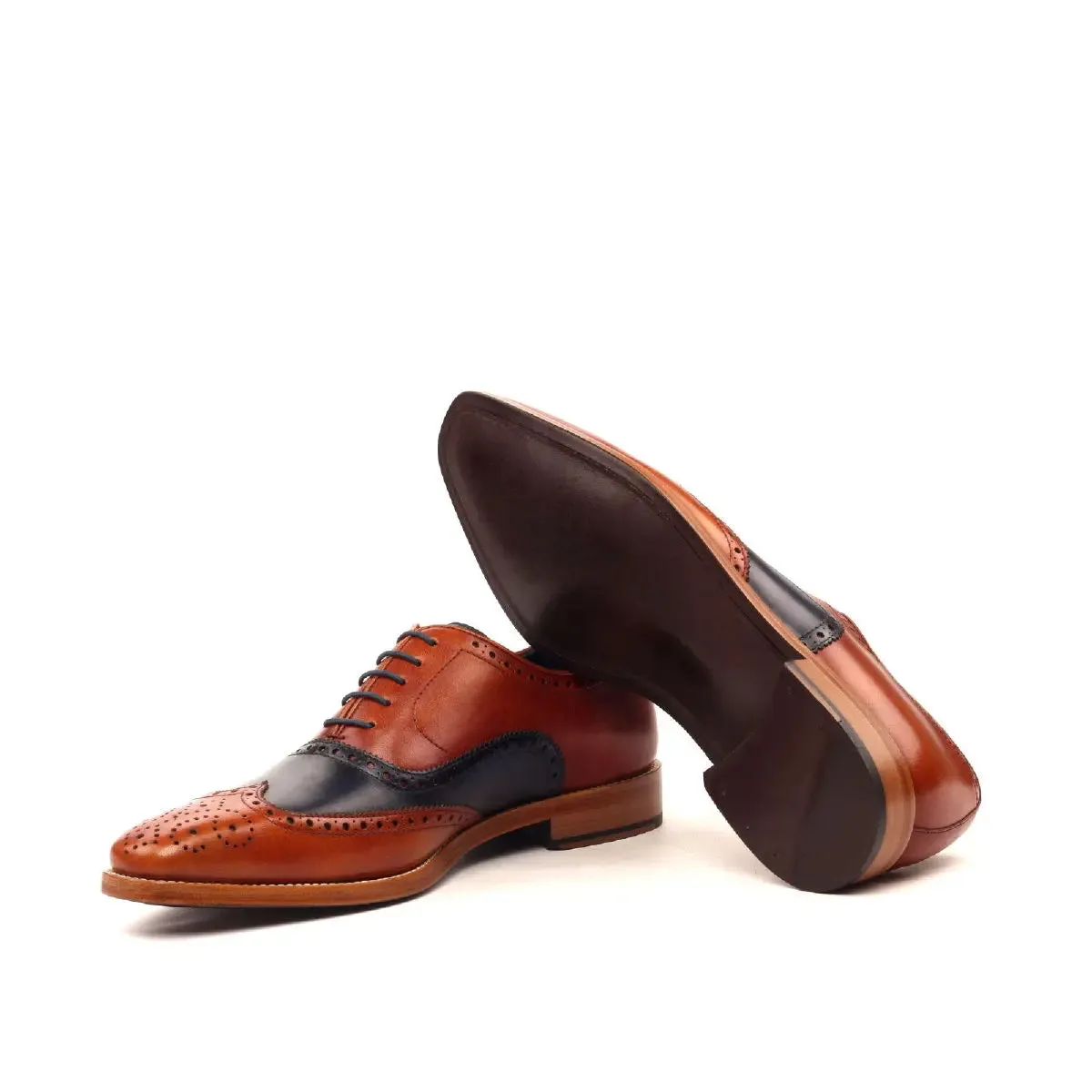 DapperFam Aeron in Cognac / Navy Men's Italian Leather Full Brogue