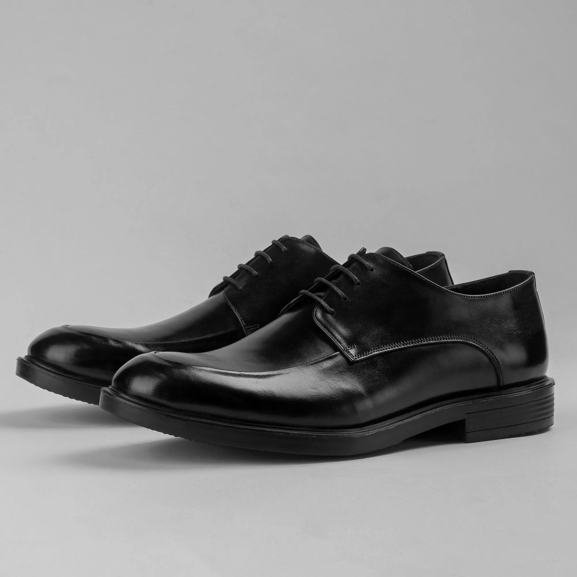 Derby Moc Toe Shoes - Black