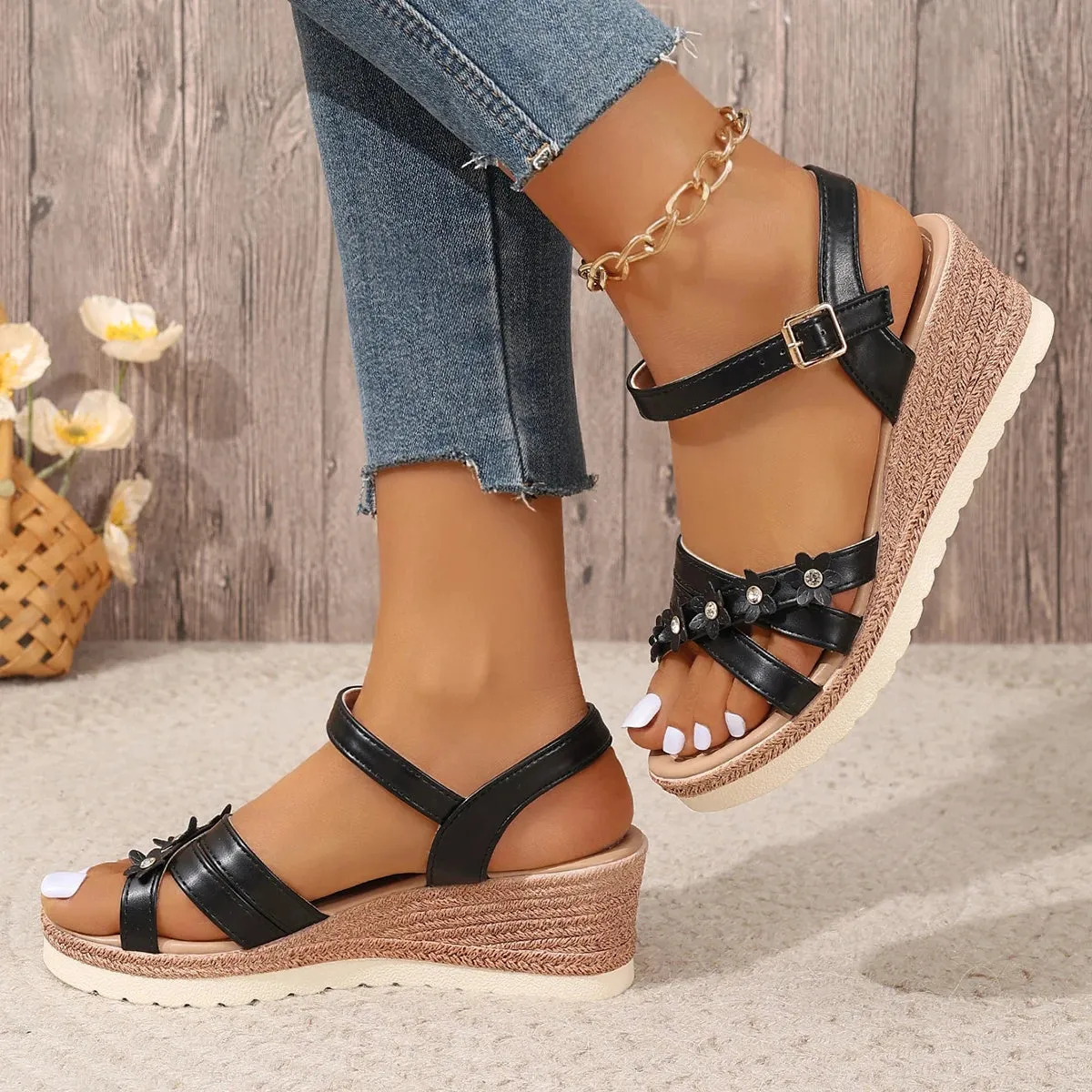 Fashion Flowrers Platform Sandals - Lightweight Ankle Strap