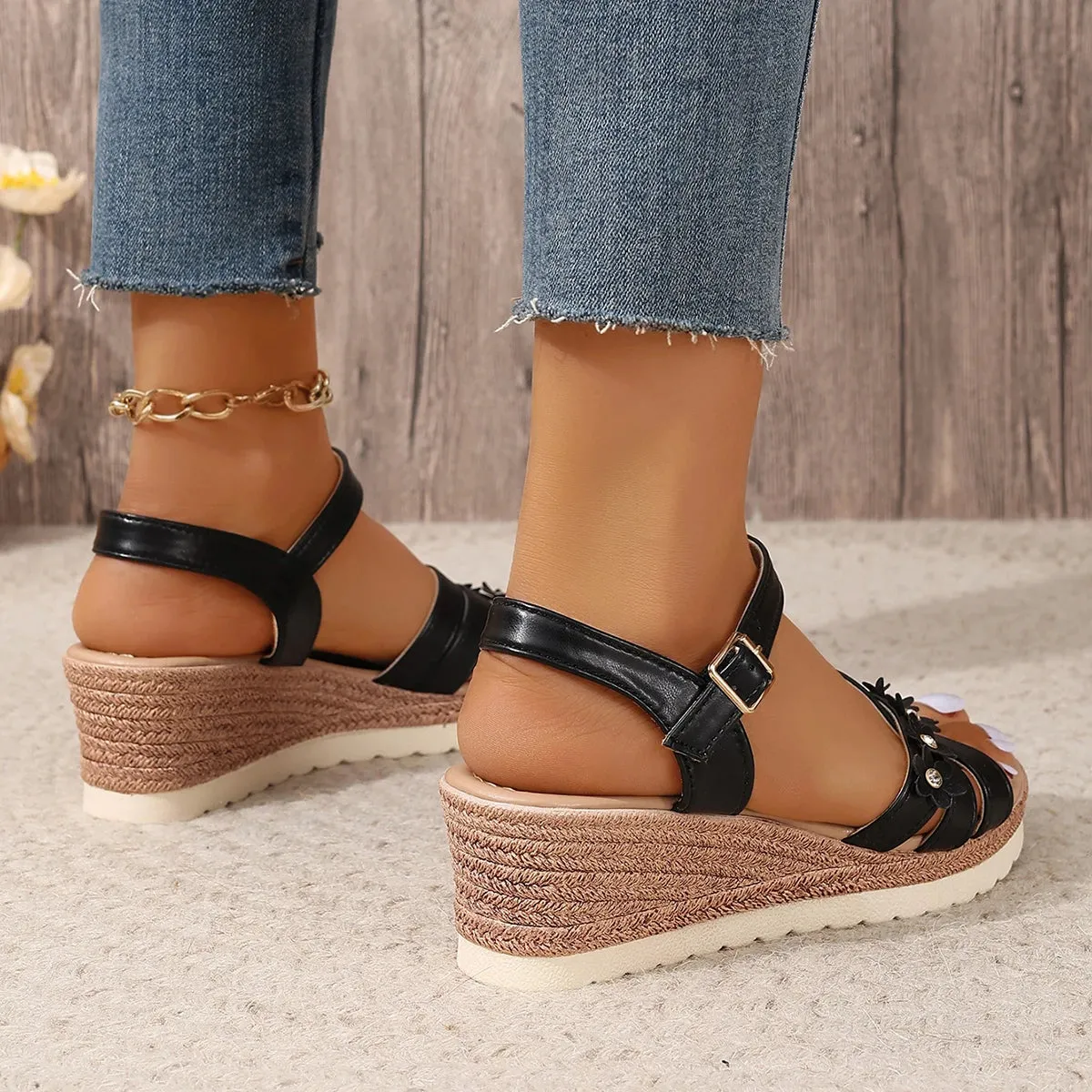 Fashion Flowrers Platform Sandals - Lightweight Ankle Strap