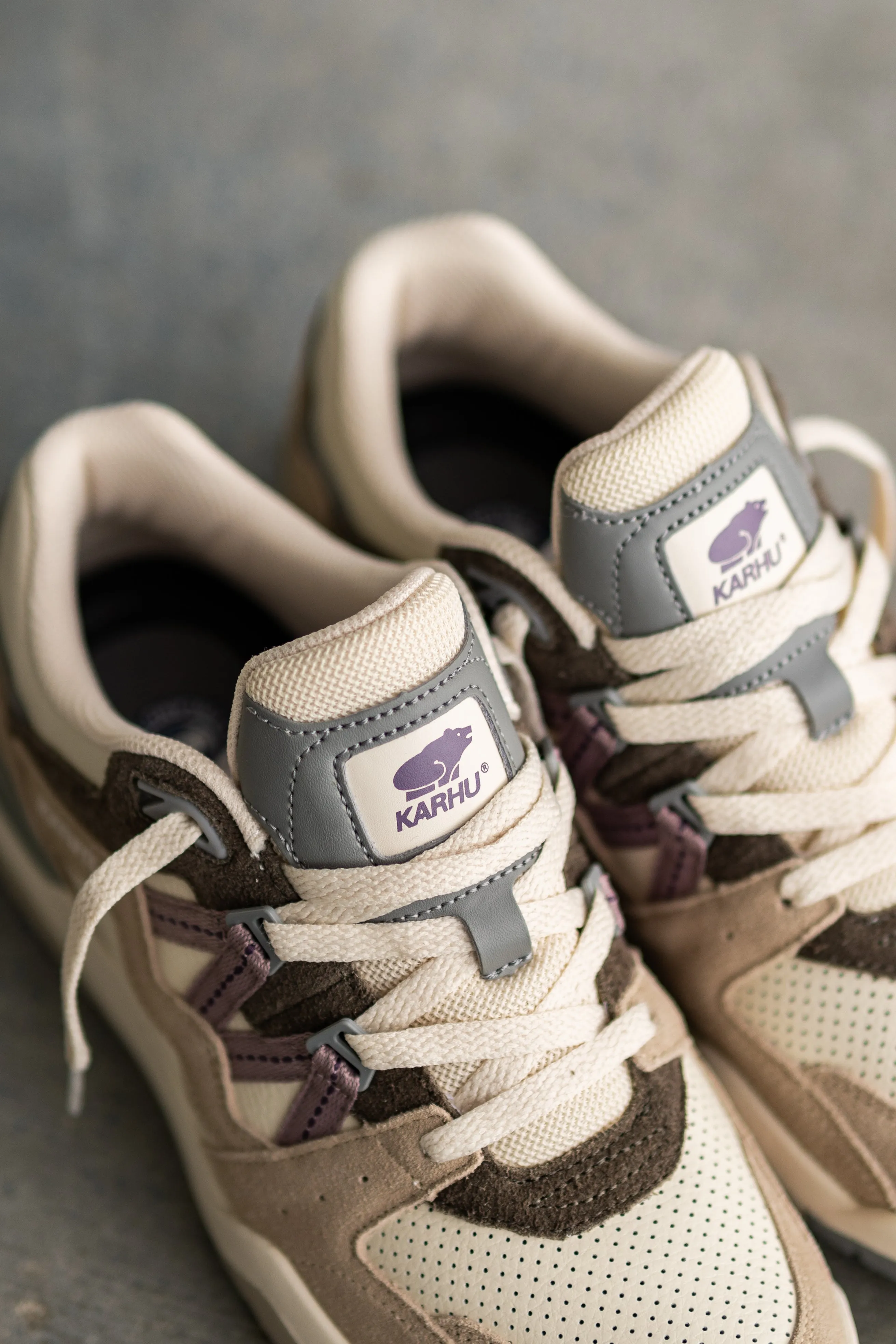 Karhu Fusion XT (Arctic Wolf/Quail)