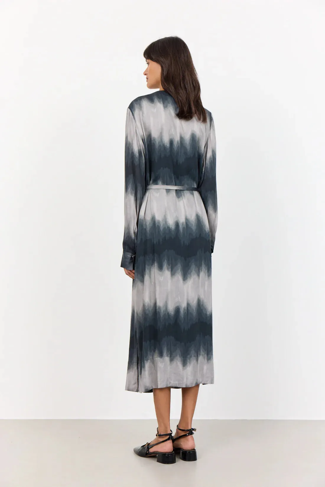 Leveté Jackleen Grey Tonal Dress