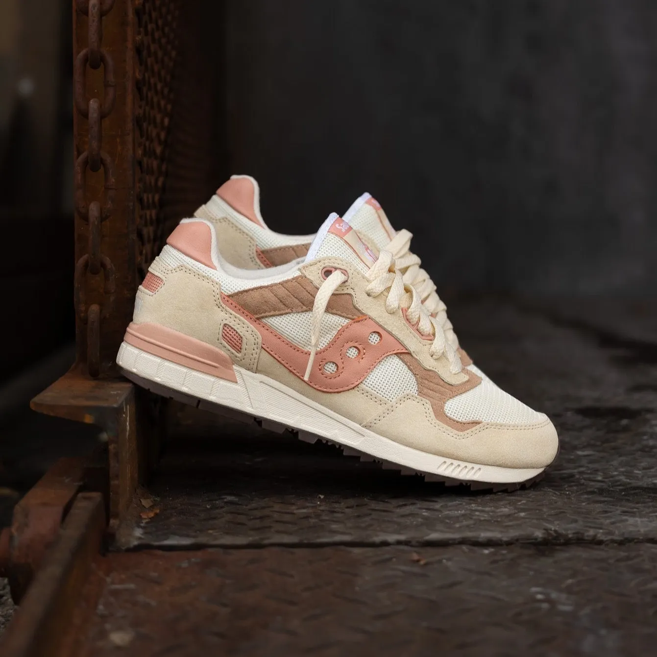 Mens Saucony Shadow 5000 (Cream/Salmon)