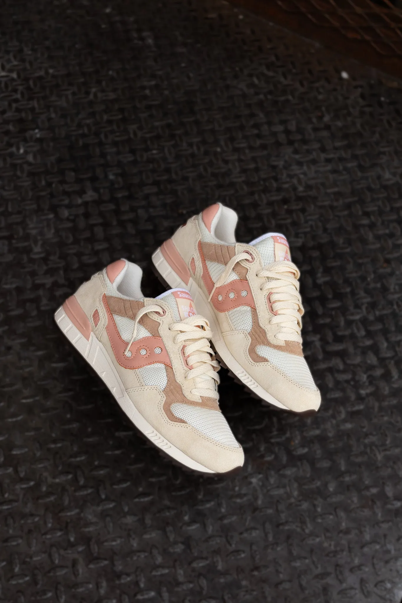 Mens Saucony Shadow 5000 (Cream/Salmon)