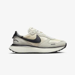 Nike | WMN'S PHOENIX WAFFLE  { SUMMIT WHITE/BLACK-SANDDRIFT-SAIL