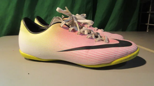 Used Nike Mercurial Victory V IC -Youth 5 Indoor Soccer Shoes