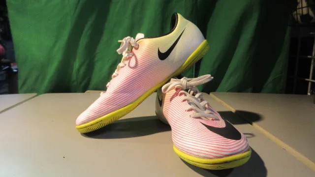 Used Nike Mercurial Victory V IC -Youth 5 Indoor Soccer Shoes